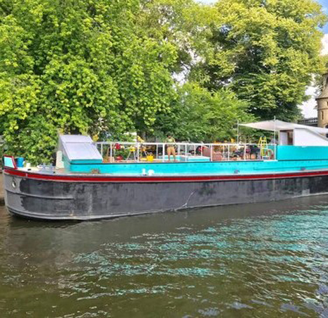 MozartOnBarge